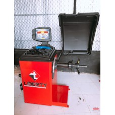 Máy cân mâm xe ô tô Liberty CB66